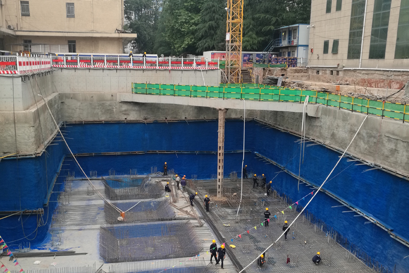 西成鐵路客運專線調度所擴建工程基坑支護設計、降水及檢測工程獲得省級二等獎（基坑深度13-14米，降水深度6.3米）